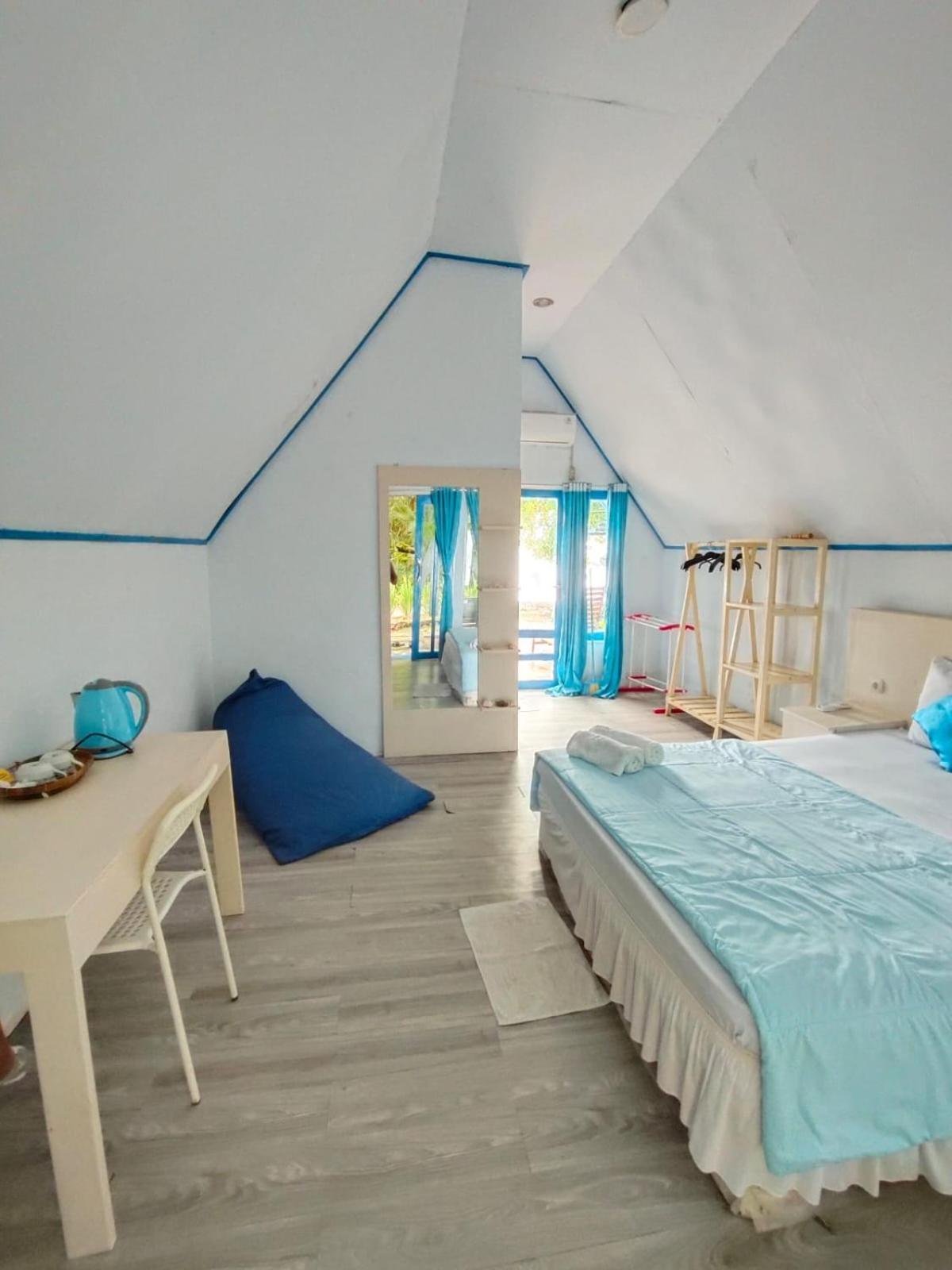 Ngurbloat Tria Maria Cottage מראה חיצוני תמונה